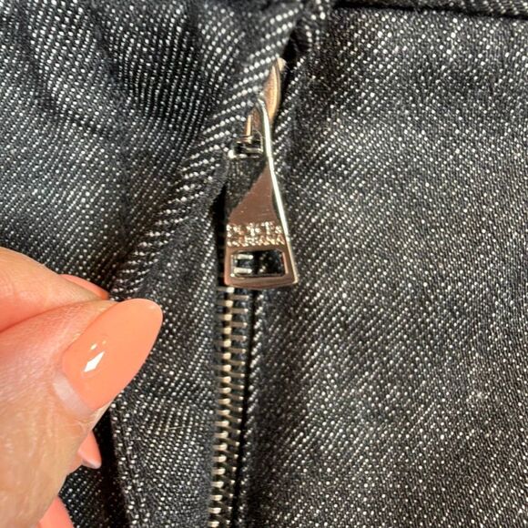 NWT Dolce & Gabbana Women’s Collection Dark Wash Denim Mini Skirt (039) - Picture 7 of 14